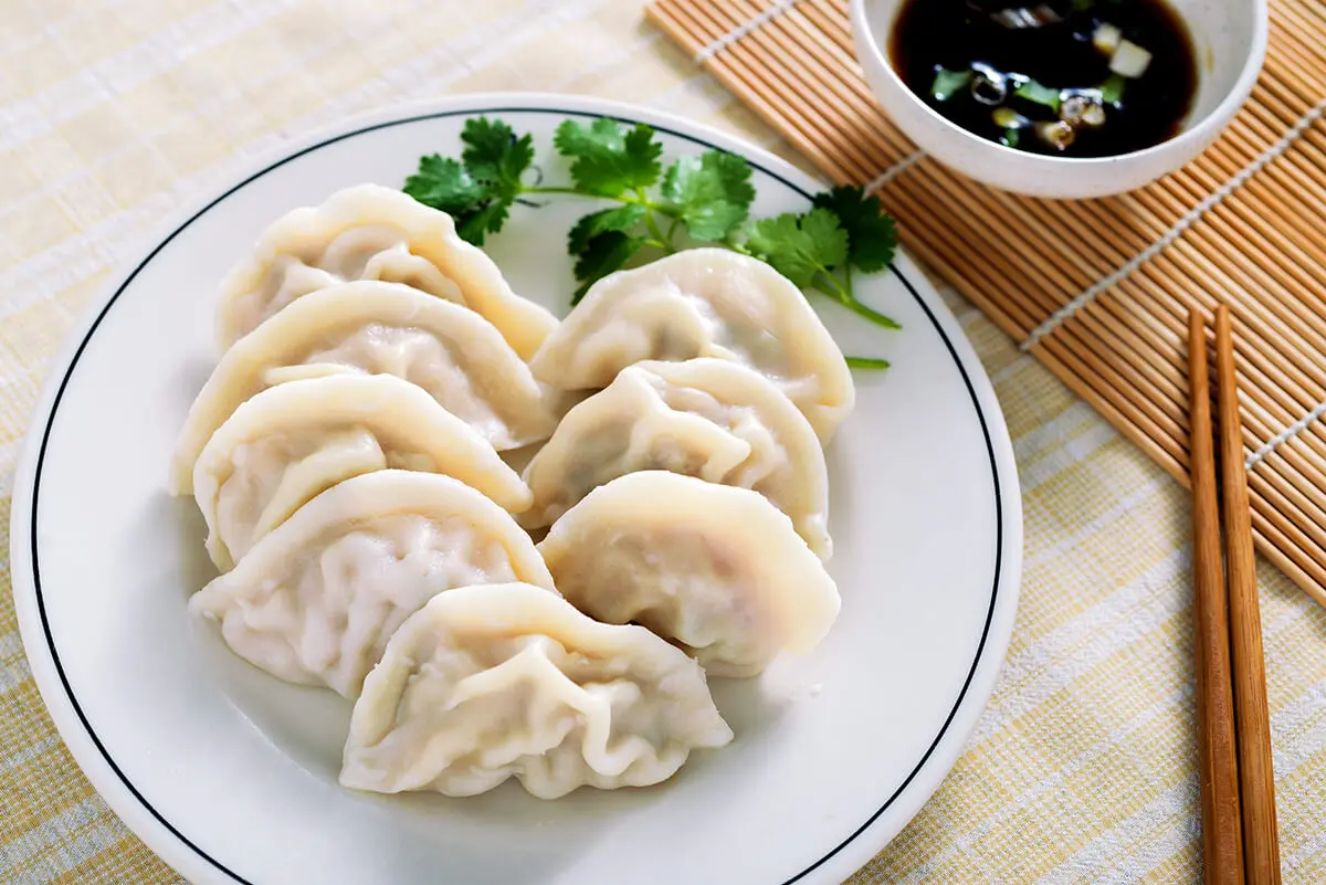 Dumpling mit handgemachtem Aussehen