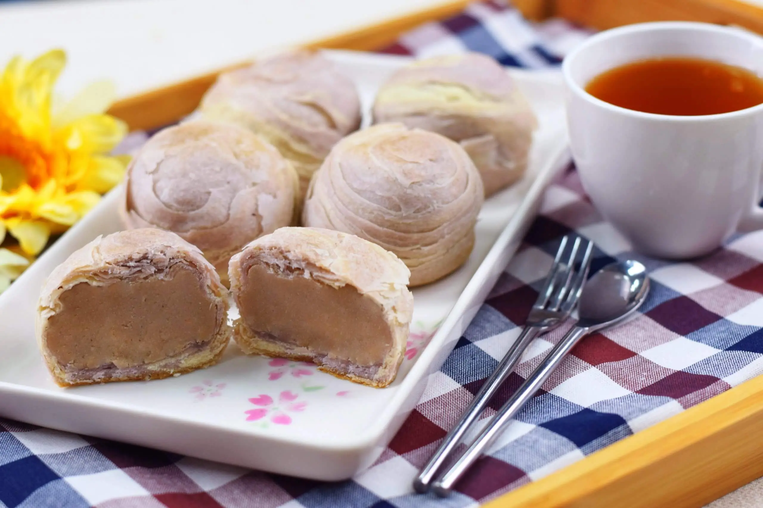 Taro Pastry