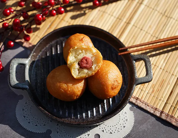 Koreanische Corn Dogs