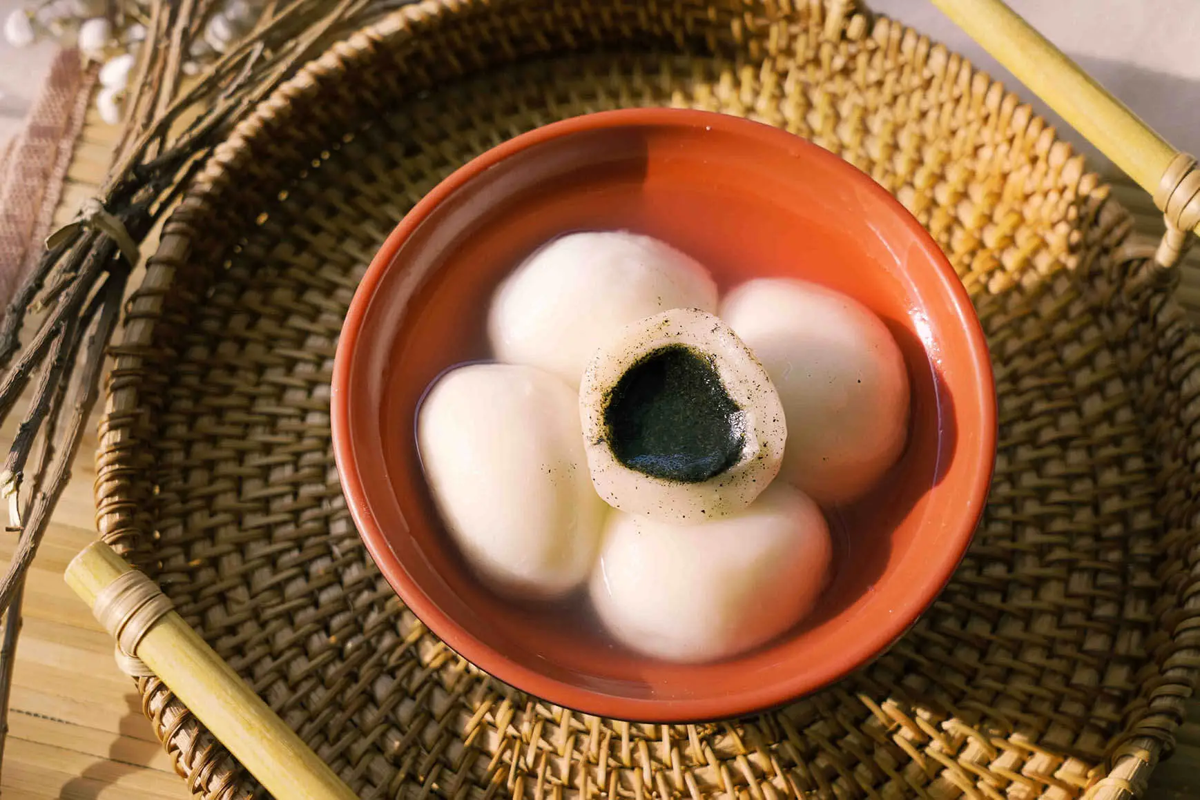 Matamis na Malagkit na Bola ng Bigas (Tang Yuan)