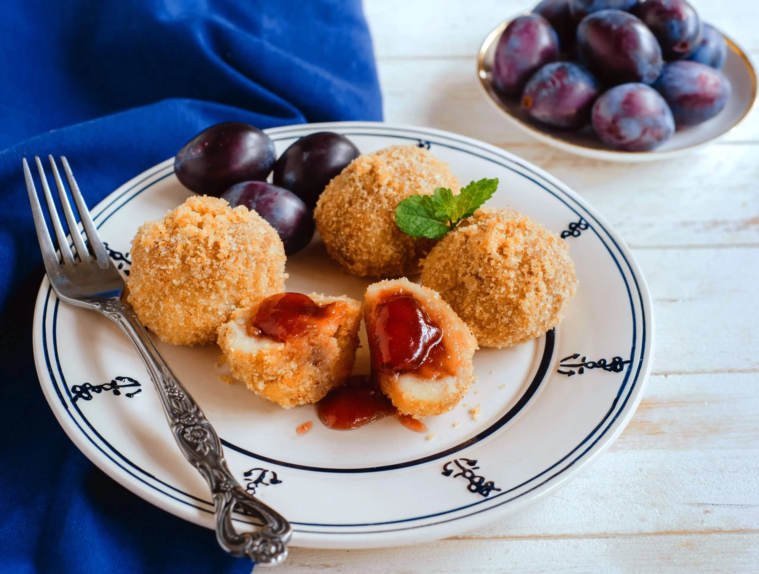 Bánh bao mận (Knödel)