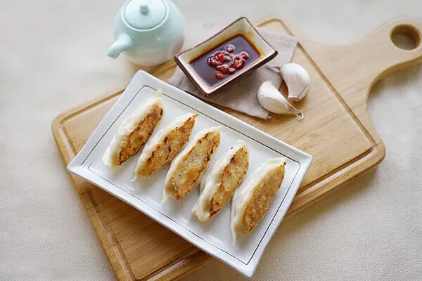 Handmade Look Potsticker